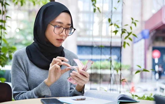 Pelajar Kelola Uang Saku Secara Bijak sejak Dini