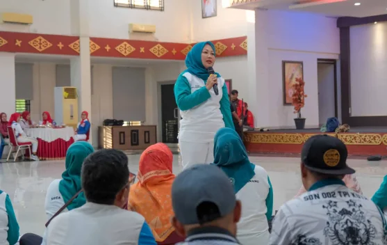 Guru Olahraga Penggerak Hidup Sehat