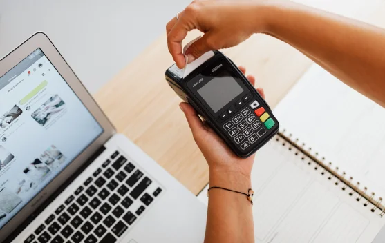 Transaksi Digital Praktis, Jangan Lengah Jaga Data