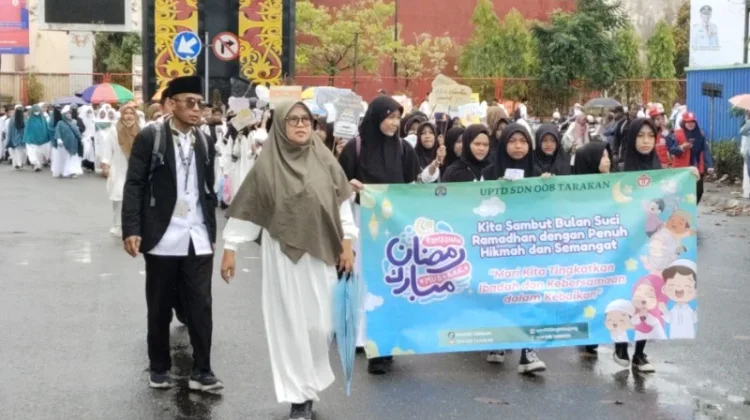 Ribuan Umat Muslim Sambut Ramadan dengan Pawai Kirab