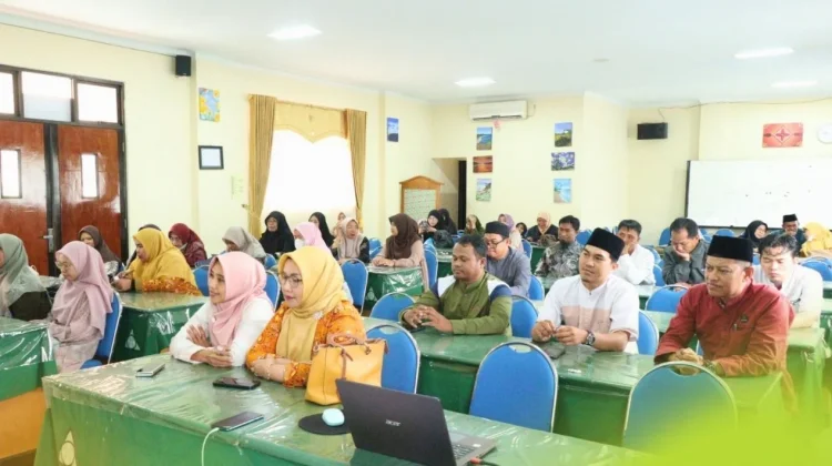 Perkuat Kompetensi dan Moderasi Beragama, Pengurus DPD AGPAII dan Guru PAI Kota Tar