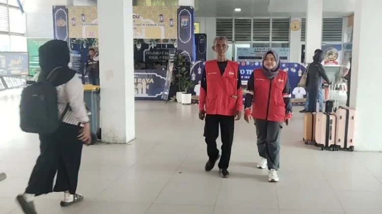 Relawan PMI Tarakan Siaga di Posko Angkutan Lebaran