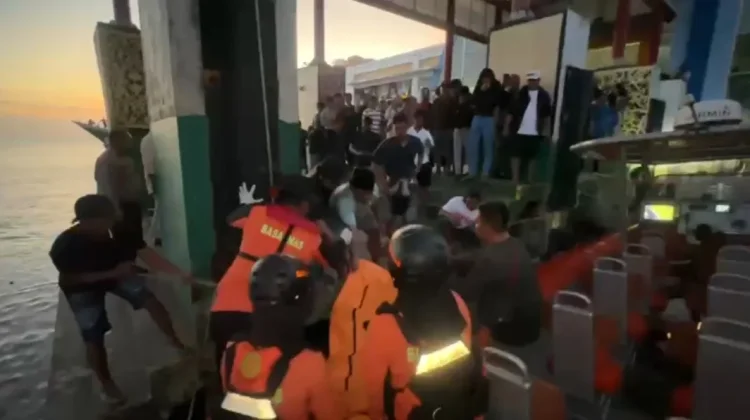 Satu Penumpang Long Boat Tenggelam Ditemukan Meninggal Dunia