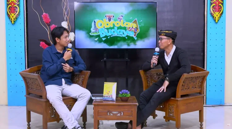 Abadi Melalui Tulisan, Cara Muhammad Arbain Rawat Budaya Tidung