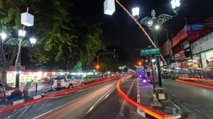 Sejumlah Jalan di Indonesia Menyimpan Legenda