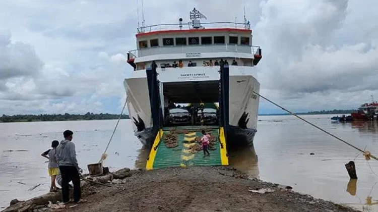 Tarif Kapal Feri Tarakan - Sembawang Alami Kenaikan Harga