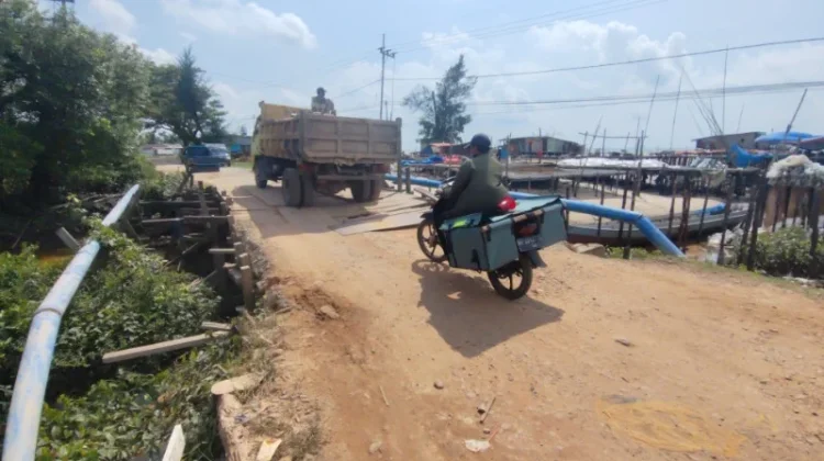 Izin TNI AL Jadi Kendala Perbaikan Jembatan Pantai Amal