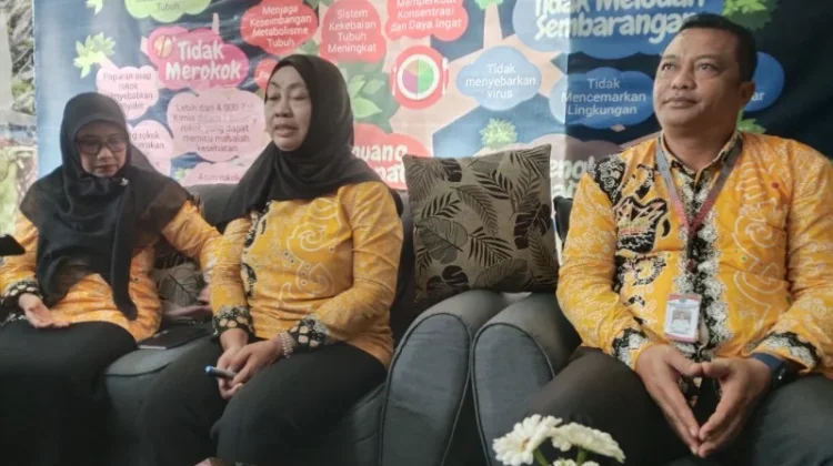 Dinkes Pastikan Isu Flu Burung hingga Larangan Makan Ayam Tidak Benar