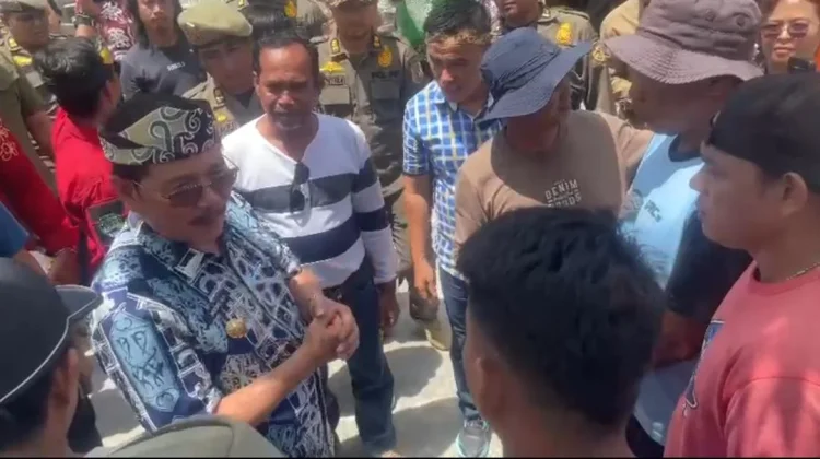 15 Hari Nganggur, Supir Truk Bulungan Terdampak Aturan Material Tambang