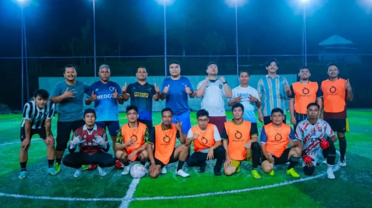 Pererat Silaturahmi, MedcoTanding Mini Soccer dengan Jurnalis
