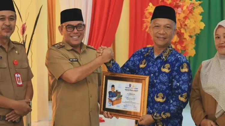 Purna Tugas 31 Tahun, Jamaluddin Mengabdi di 5 Periode Kepala Daerah