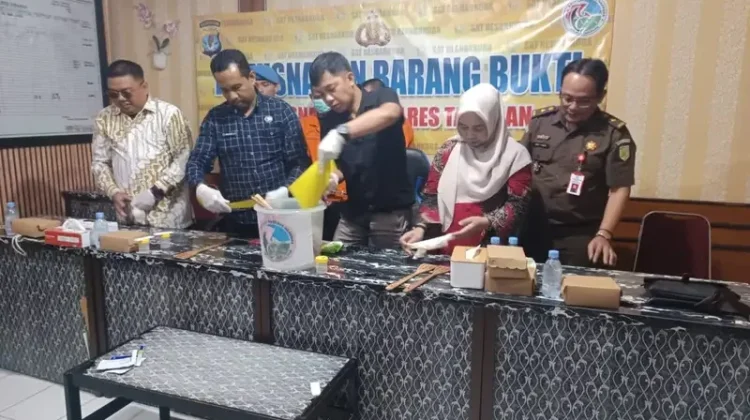 Polres Musnahkan Sabu Hasil Dua Pengungkapan