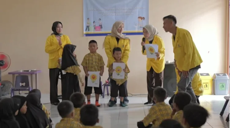 UT Tarakan Latih Siswa TK Pantai Amal Budayakan Hidup Bersih dan Kreatif