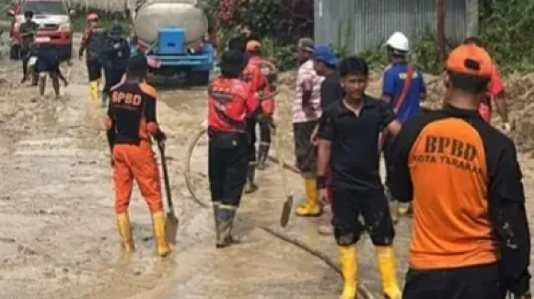 Hujan Sebabkan Longsor di Kelurahan Juata Kerikil