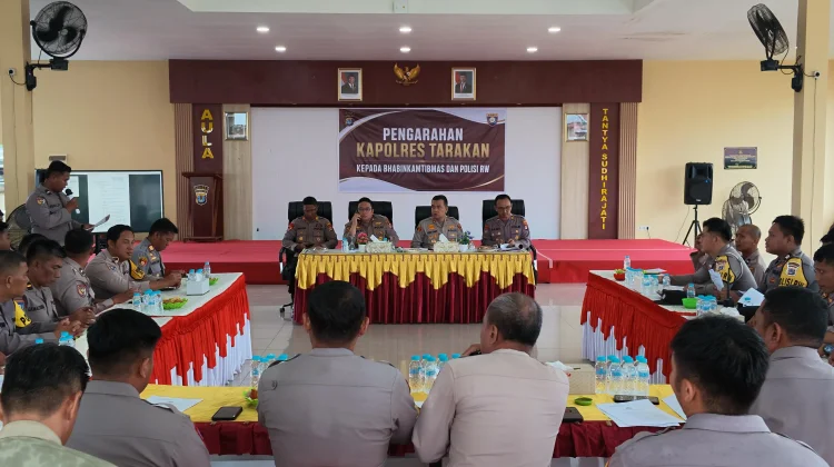 Polres Optimalisasi Pelayanan Masyarakat dan Call Center