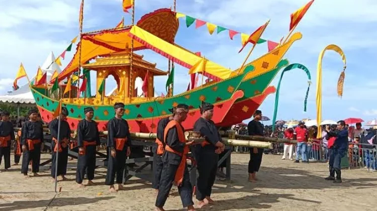 Pawai Budaya Siap Semarakkan Iraw Tengkayu