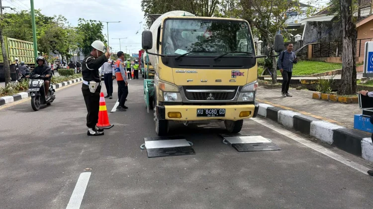 Over Kapasitas, BPTD Kaltara Perketat Pengawasan Kendaraan Angkutan Barang