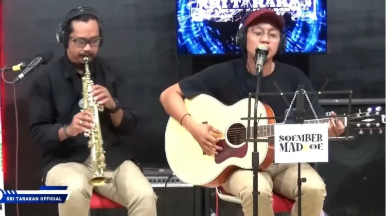 Grup Musik Soember Madjoe Pukau Panggung RRI
