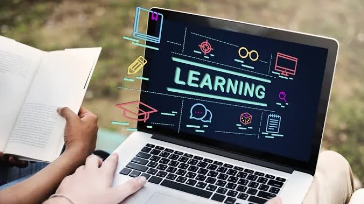 Literasi Digital Membuat Anak Cerdas Bermedsos