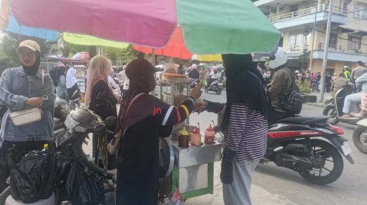 Dampak Positif Iraw Tengkayu Terhadap Pedagang Kecil
