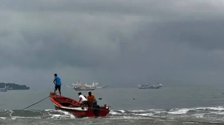 Waspada, Ketinggian Gelombang Laut Kaltara Capai 2.5 Meter