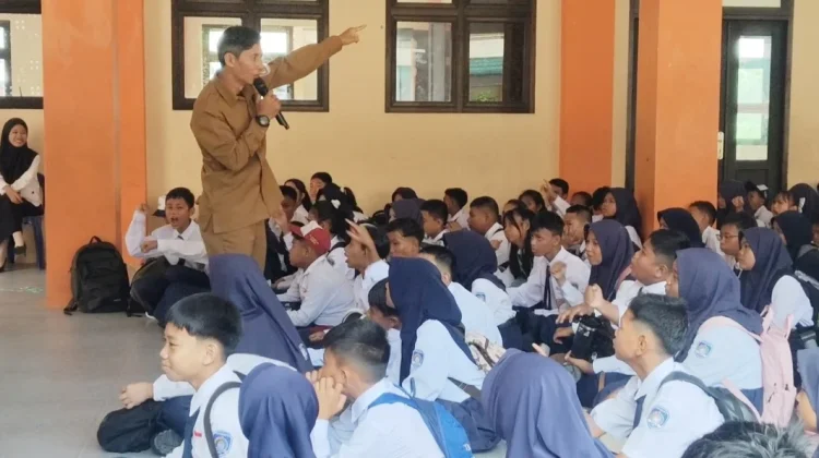 Hari Pertama Sekolah, Siswa Baru MPLS, Murid Lama KBM