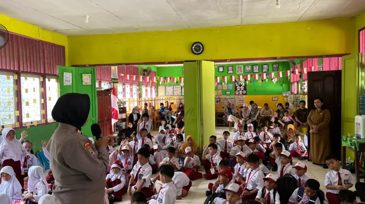 Bangun Sekolah Bebas Bullying, Siswa Baru Jadi Sasaran Awal Sosialisasi Polisi