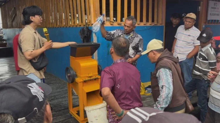 Inovasi Mesin Cacah Plastik untuk Pengembangan Ecopaving Berbasis Limbah Lokal