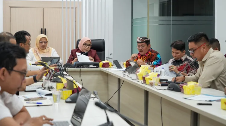 Perkuat Koordinasi Penanganan Jalan Perbatasan Krayan Bersama Pemerintah