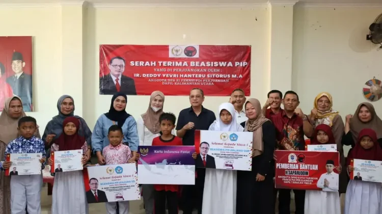 209 Siswa di Tarakan Dapat Beasiswa PIP Jalur Aspirasi Deddy Sitorus