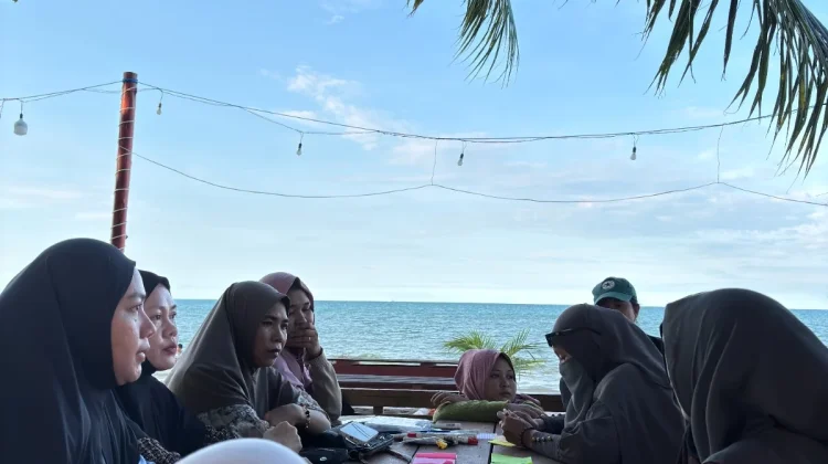 Tak Ingin Jadi Penonton, Perempuan di Kawasan Industri Baca Perubahan Demografi