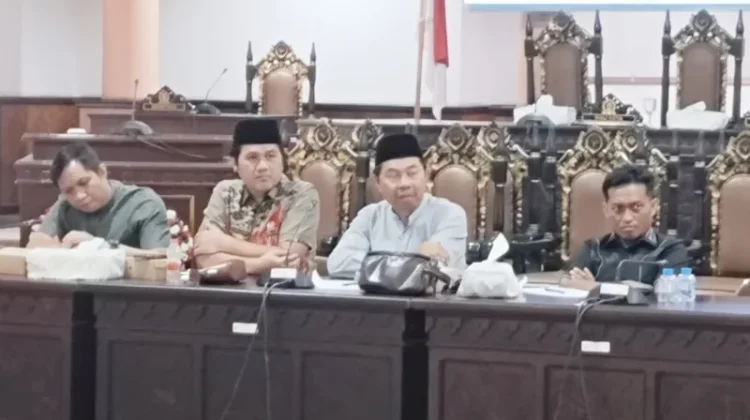 Pemkot Diminta Buat Juknis Pengelolaan Pantai Amal