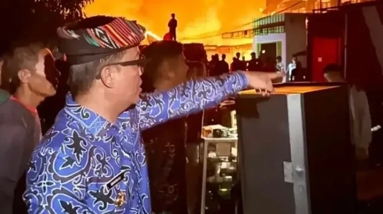 Bupati KTT Mengajak Masyarakat untuk Membantu Korban Kebakaran