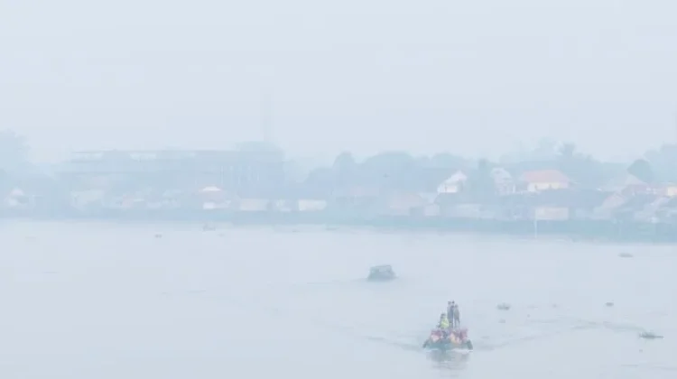 Kabut Asap Mengganggu Aktivitas Nelayan di Kaltara