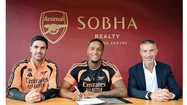 Ezri Konsa Sepakat Gabung Arsenal