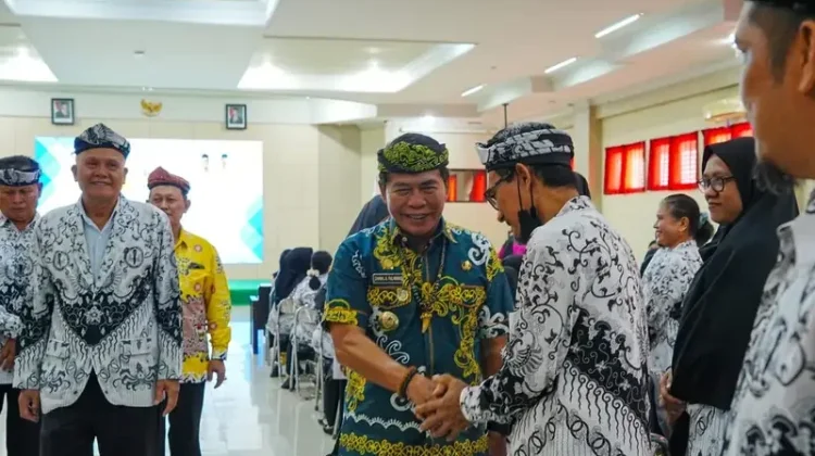 Gubernur Tegaskan Pendidikan Tak Boleh Timpang