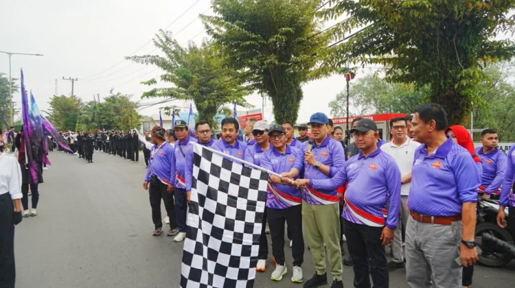 Ribuan Warga Ikuti Jalan Sehat, Gubernur Ajak Jaga Kerukunan Kaltara