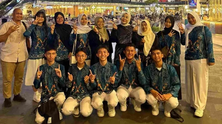 Rahmawati Apresiasi Siswa SMAN 1 Tanjung Selor Juara III LCC 2026