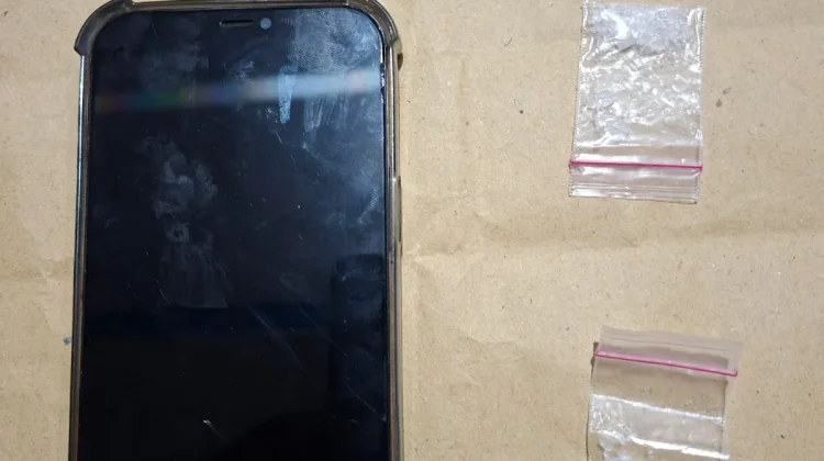 Dua Pria Diamankan, 2 Paket Sabu Ditemukan Terselip di Sofa Bekas