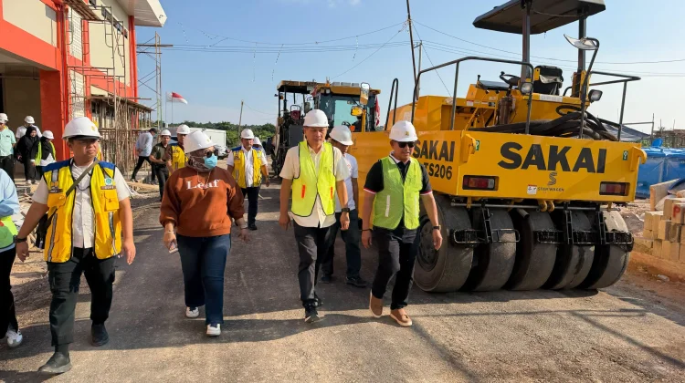 Kejar Target Rampung Akhir September, Wali Kota Tinjau Pembangunan Sekolah Rakyat