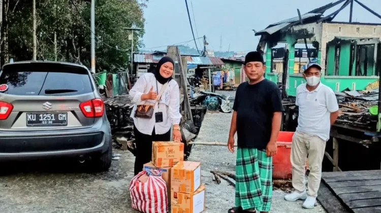 Prioritaskan Balita dan Ibu Hamil, Rahmawati Salurkan Bantuan Kebakaran Tarakan