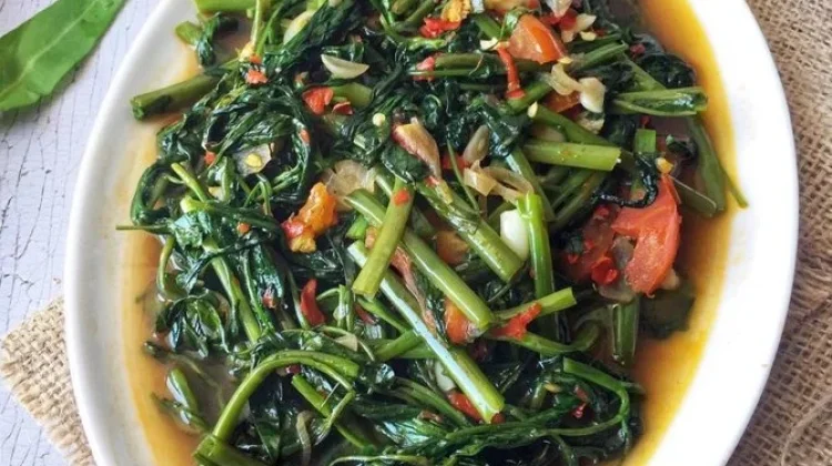 Sayur Terlalu Masak, Amankah Dikonsumsi? Ini Penjelasannya