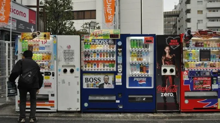 Jepang Punya Berjuta Vending Machine