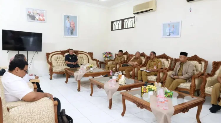 Dukung Program Sekolah Rakyat, Pemkot Tarakan Kerahkan 274 ASN Gelar Kerja Bakti