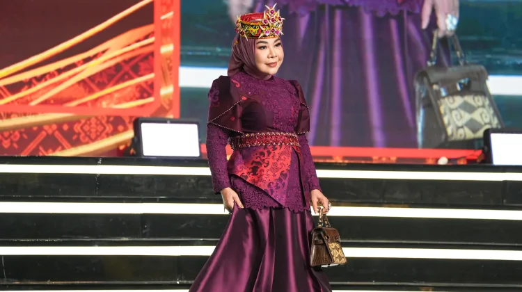 Rahmawati Zainal Tampilkan Wastra Bulungan di Parade Kriyanusa 2026