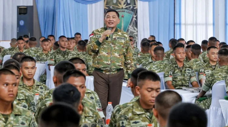 Menhan Tegaskan Disiplin Prajurit, Jauhi Judi Online hingga Narkoba