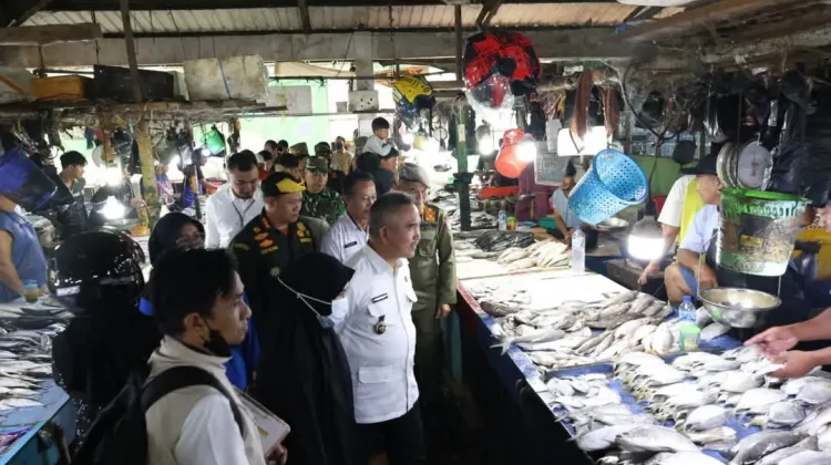 Walikota Ingatkan Pengelola Benahi Pasar Gusher