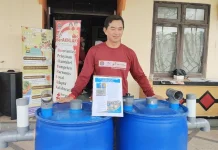 Drum Biru Atasi Persoalan Sanitasi di Gunung Lingkas