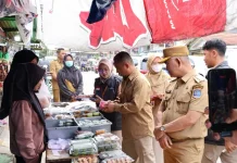 BPOM Uji Kandungan Takjil di Sebengkok