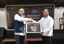 PELNI Salurkan 2.000 Paket Perlengkapan Sekolah di Maluku